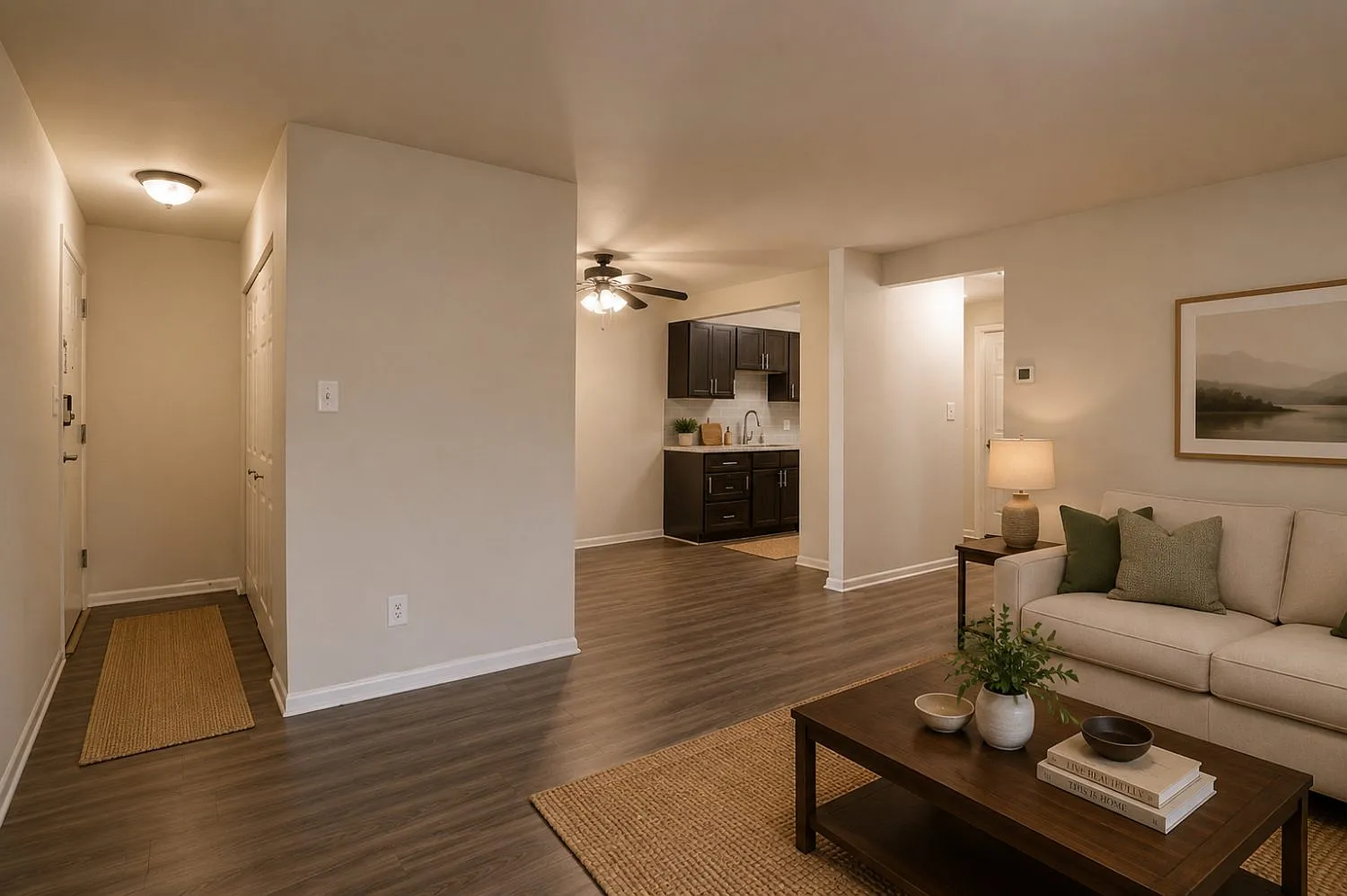 Bennington Crossings Apartment Homes — Photo 4