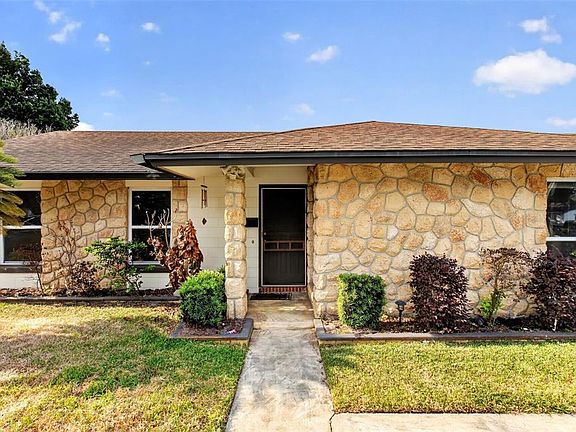 2nd image of 2738 Fireside Ct