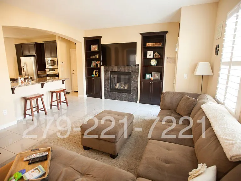 8058 Linda Isle Ln — Photo 9