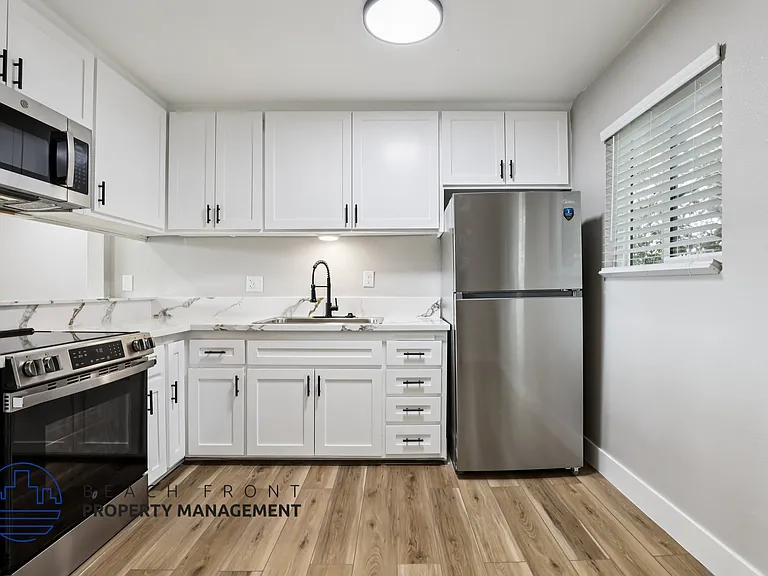 24818 Eshelman Avenue — Photo 3