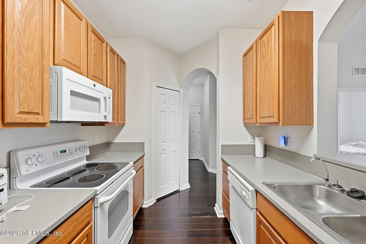 2 bed, 2.0 bath, 1112 sqft, $1,500 — Photo 4