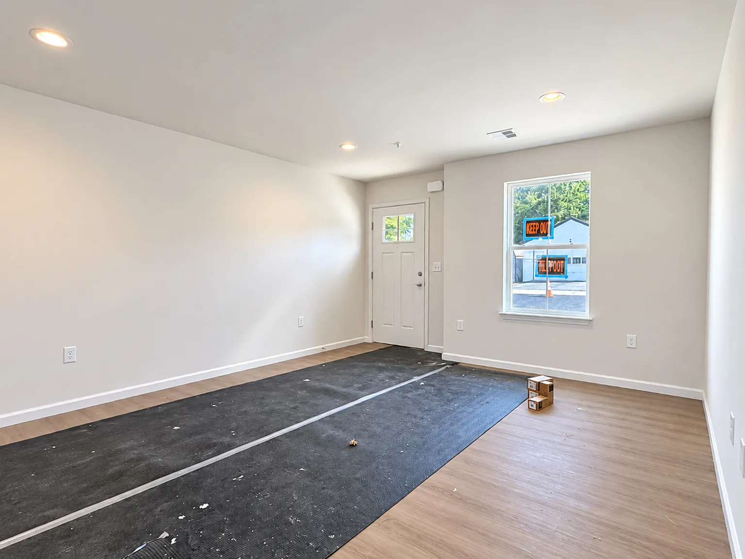 2 bed, 1030 sqft, $1,695 — Photo 3