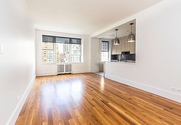 2nd image of 151 E 80th St APT 3D
