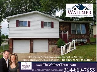 2647 Diane Dr, Arnold, MO