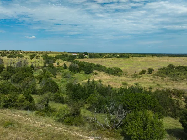 241 Whitetail Springs Ln, Gustine, TX 76455