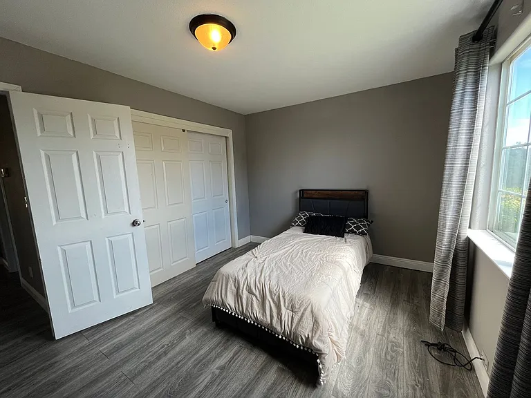 8957 Knobhill Cir — Photo 17