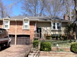 506 SW Stratford Rd, Lees Summit, MO 64081