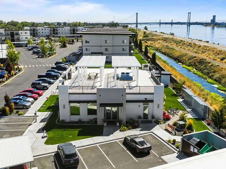Columbia River Walk Apartments — Photo 69