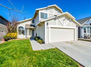 1416 Mathias Pl, Rohnert Park, CA 94928