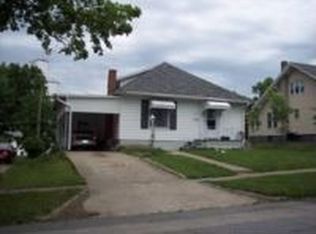 414 W Monroe St, Paris, MO 65275
