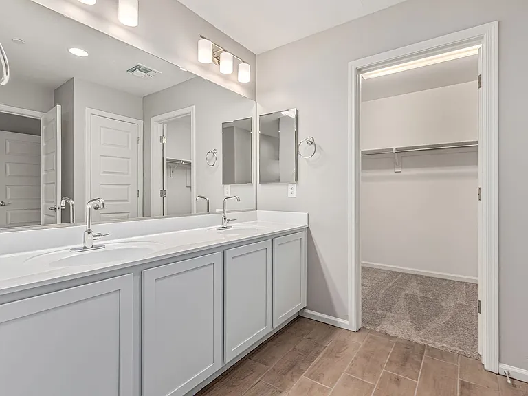 733 E Commonwealth Ave #15 — Photo 30