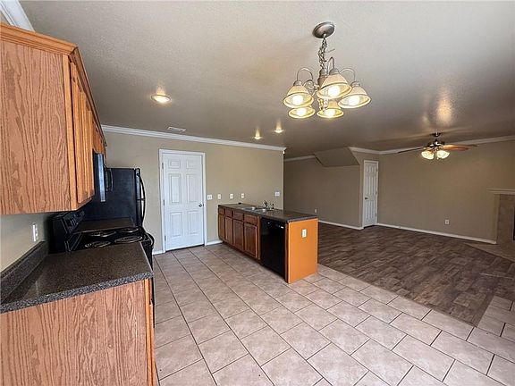 3rd image of 2149-2155 Skyler Dr #2151
