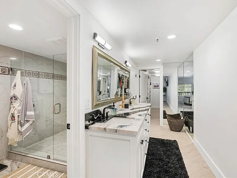 410 Corto Ln #9 — Photo 28