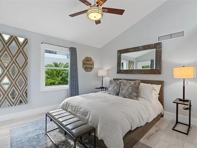 1100 Westway Dr — Photo 16
