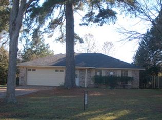 6427 Grawood Dr, Keithville, LA 71047