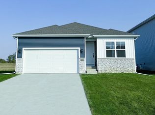 4302 NE 11th St, Ankeny, IA 50021