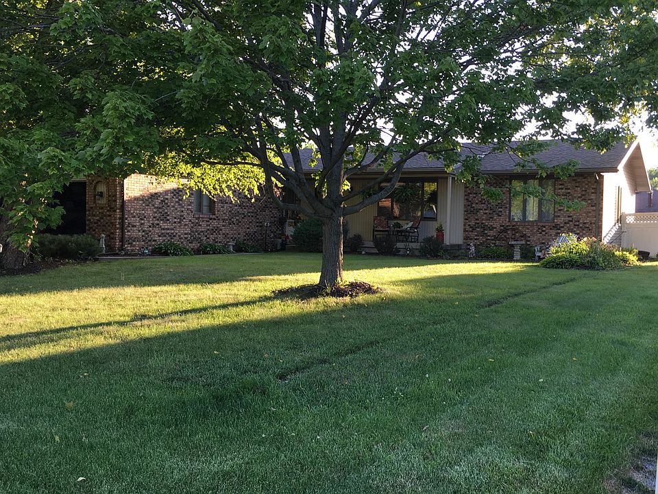 1st image of 2609 Mara Dr
