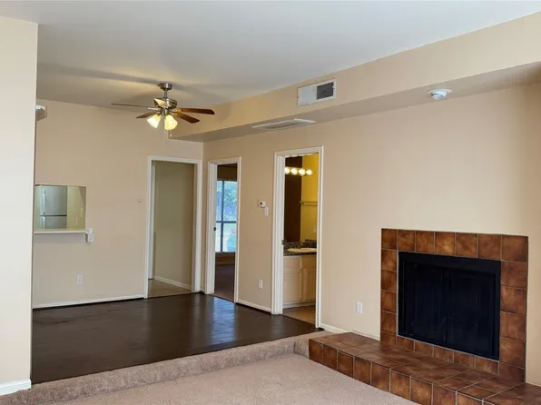 3100 Walnut Bend Ln #319, Houston, TX 77042
