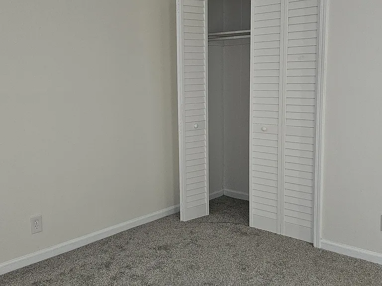 209 Cedar St #E2 — Photo 15