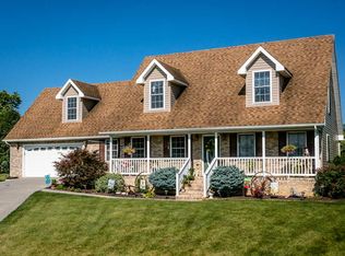 250 Eisenhower Dr, Broadway, VA 22815