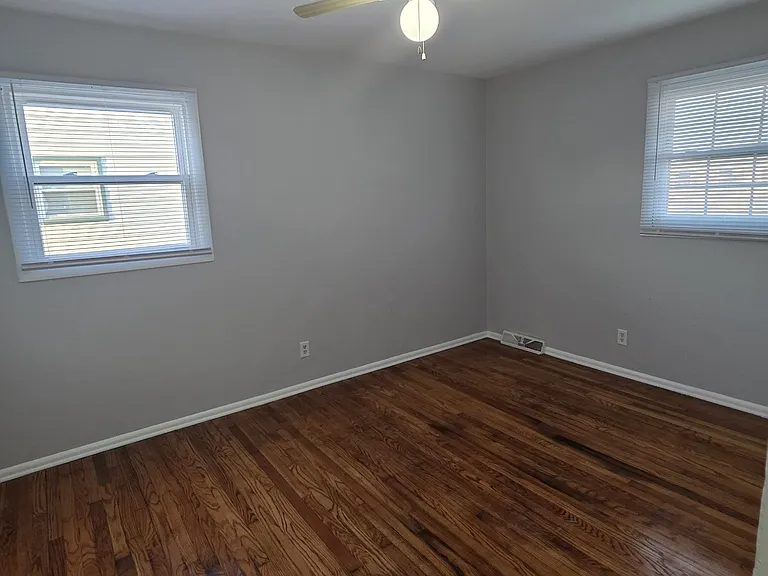 4902 43rd Ave #1 — Photo 14