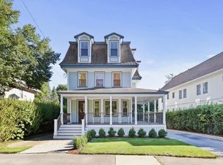 83 Chestnut St, Andover, MA 01810
