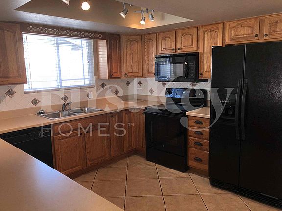 5th image of 3672 W Windrose Dr
