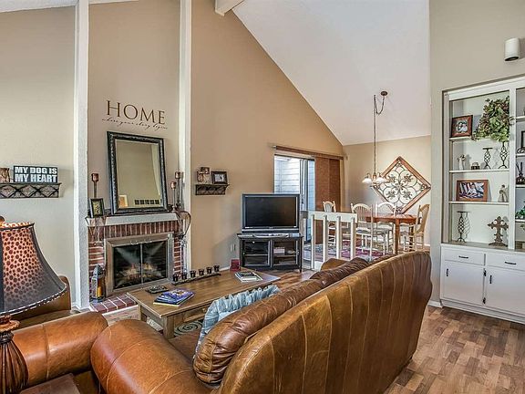 4th image of 2221 N Bramblewood St APT 401