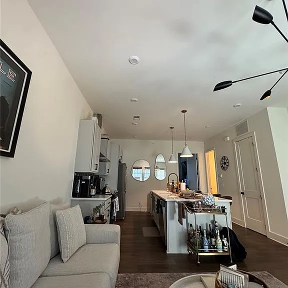 1279 Viney Pl — Photo 4
