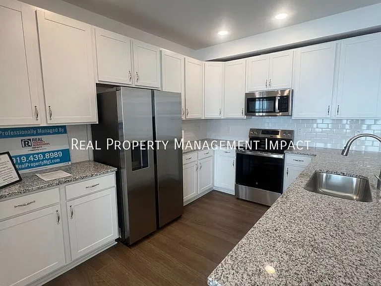 616 Market Grove Dr #100 — Photo 10