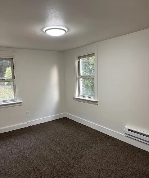 391 Valley Rd — Photo 5