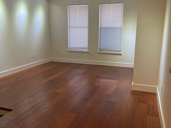 5th image of 75 Sierra St APT 102