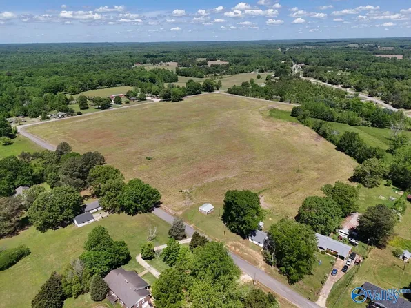 14 County Road 263, Florence, AL 35633
