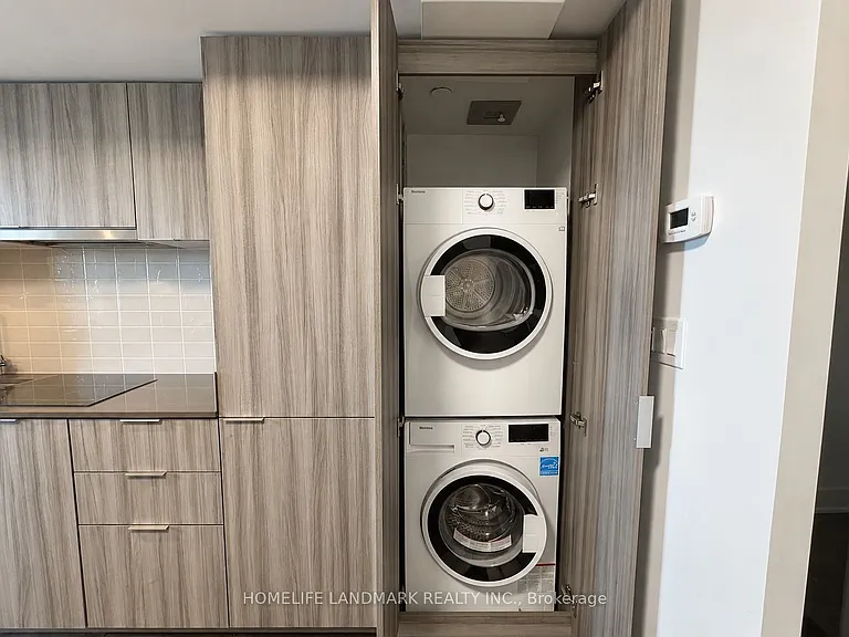 955 Bay St #2907 — Photo 9