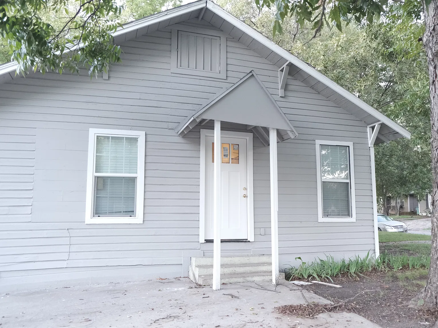 2 bed, $1,300 — Photo 1
