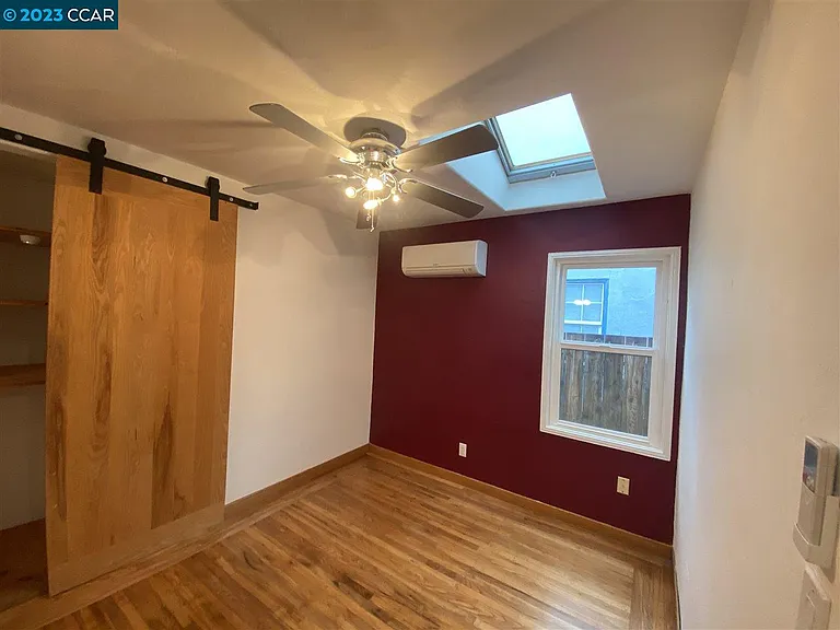 1414 San Carlos Ave — Photo 13