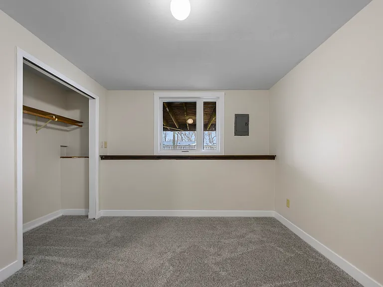2221 82nd St W — Photo 5