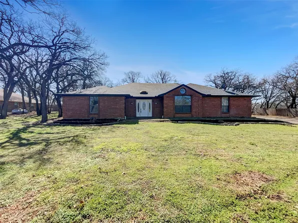 316 Diamond Ln, Burleson, TX 76028