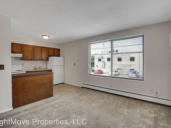 5th image of 2100 Bryant Ave S APT 305