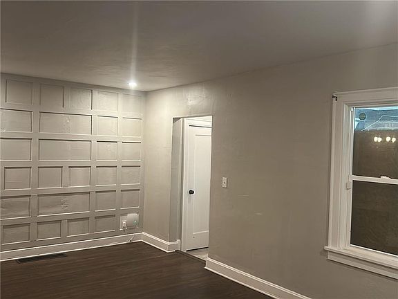 5th image of 5400 Olive St