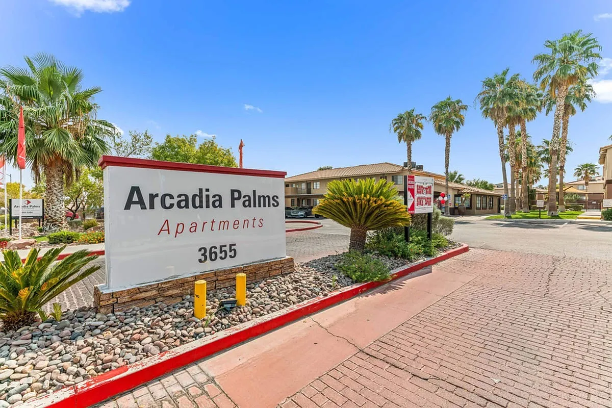 Arcadia Palms — Photo 1