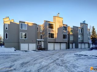 703 Copperbush Ct, Anchorage, AK 99518