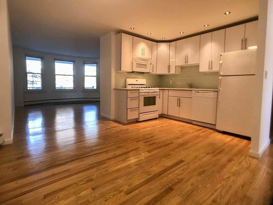 1st image of 1410 Astoria Park S #1