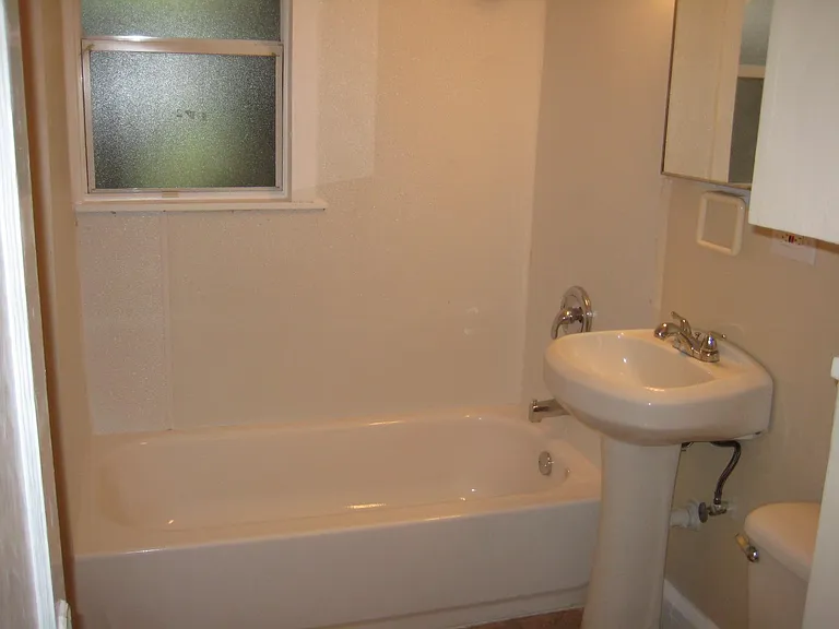 909 Magnolia Dr #HOUSE — Photo 13