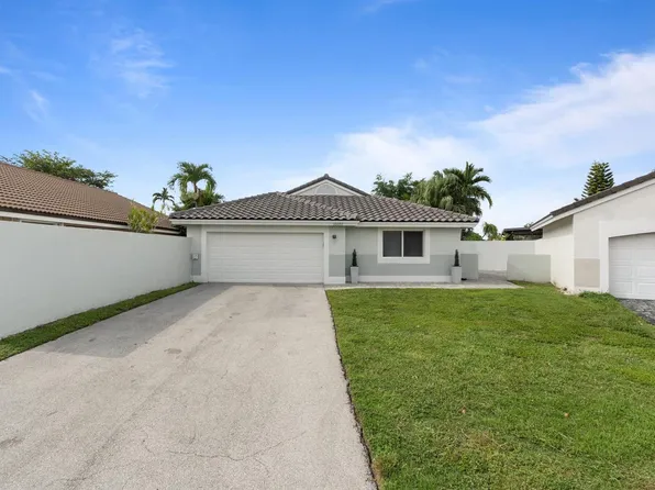 15037 Brighton Ln, Davie, FL 33331
