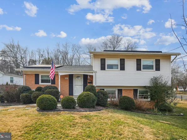10312 Tulsa Dr, Hyattsville, MD 20783