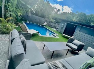 1244 Hollywood Blvd, Hollywood, FL 33019