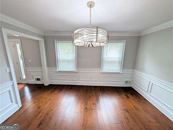 5th image of 4807 Mystere Cir