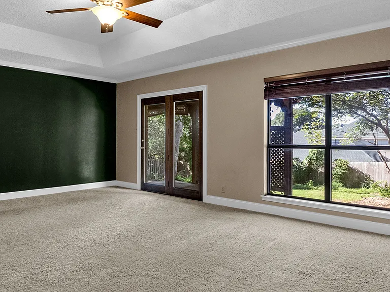 306 Country Wood Dr — Photo 9