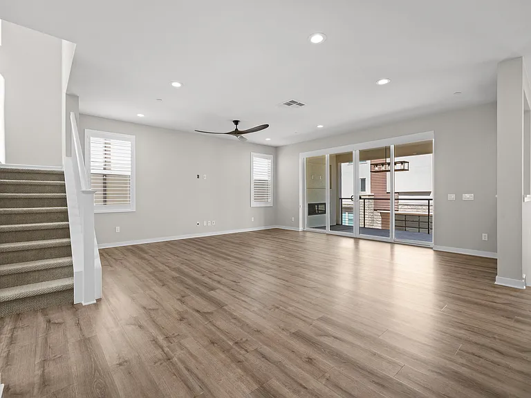 16205 Camden Cir — Photo 16